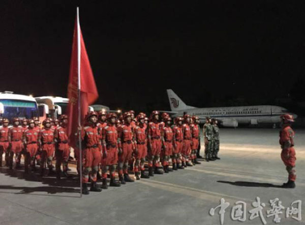 地震後武警出動 地震後武警出動